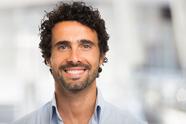 How Does In Office Professional Teeth Whitening Work?